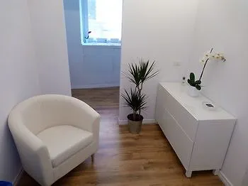 Abagnale Montecitorio בית הארחה