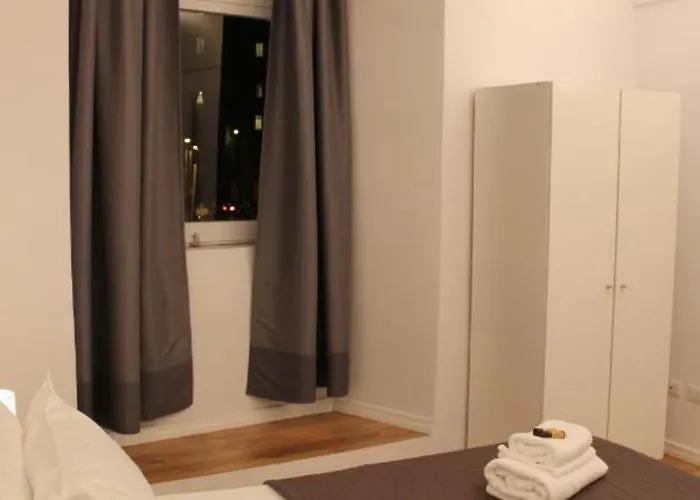 Abagnale Montecitorio 3* Řím
