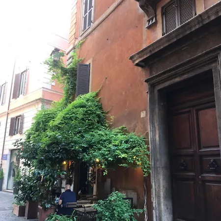 Abagnale Montecitorio Konukevi 3*